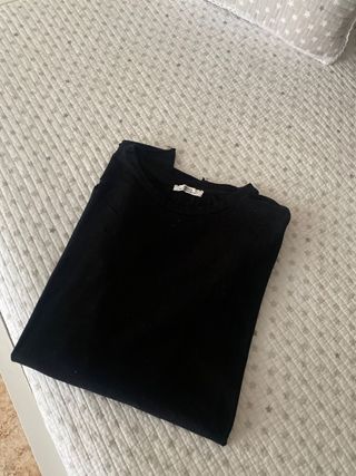 Camiseta basica negra rotos xs a estreno de shana