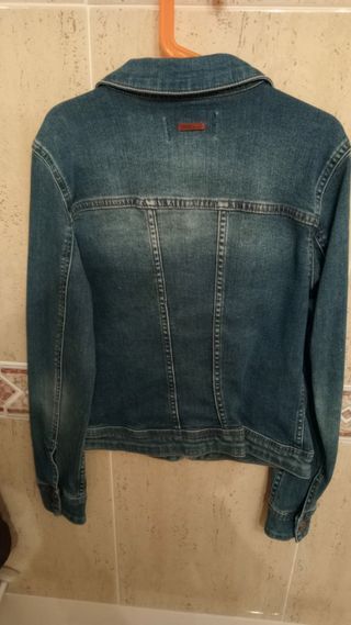 Cazadora de Mango talla xxs. Nueva.