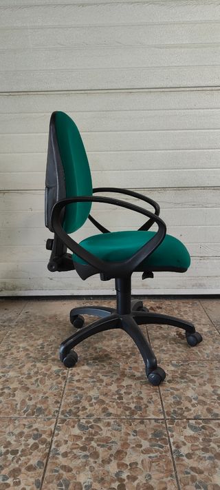 Butaca de estudio con ruedas 