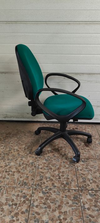 Butaca de estudio con ruedas 