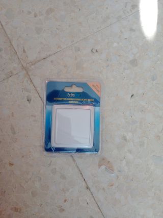 conmutador.interruptor y enchufes