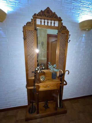 Mueble entrada rústico.