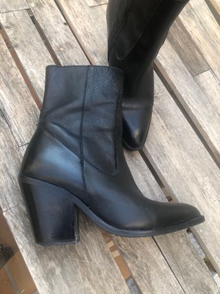 Botines negros Mango
