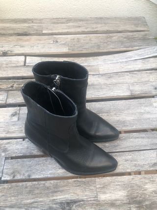 Botines negros Mango