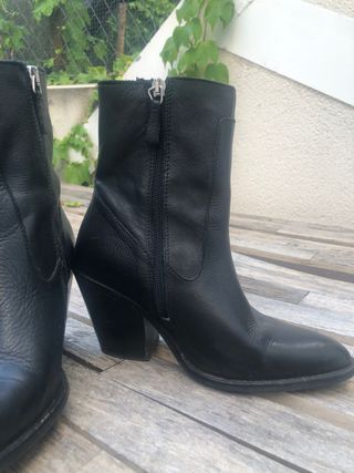 Botines negros Mango