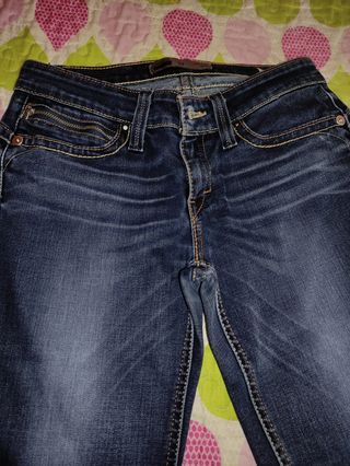 pantalón Levis 