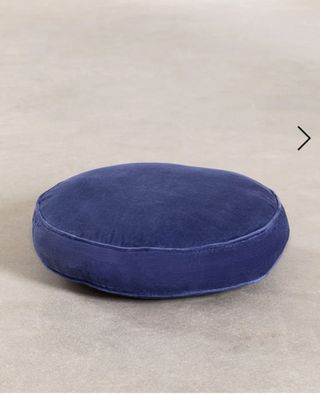 Puff reposapies terciopelo azul