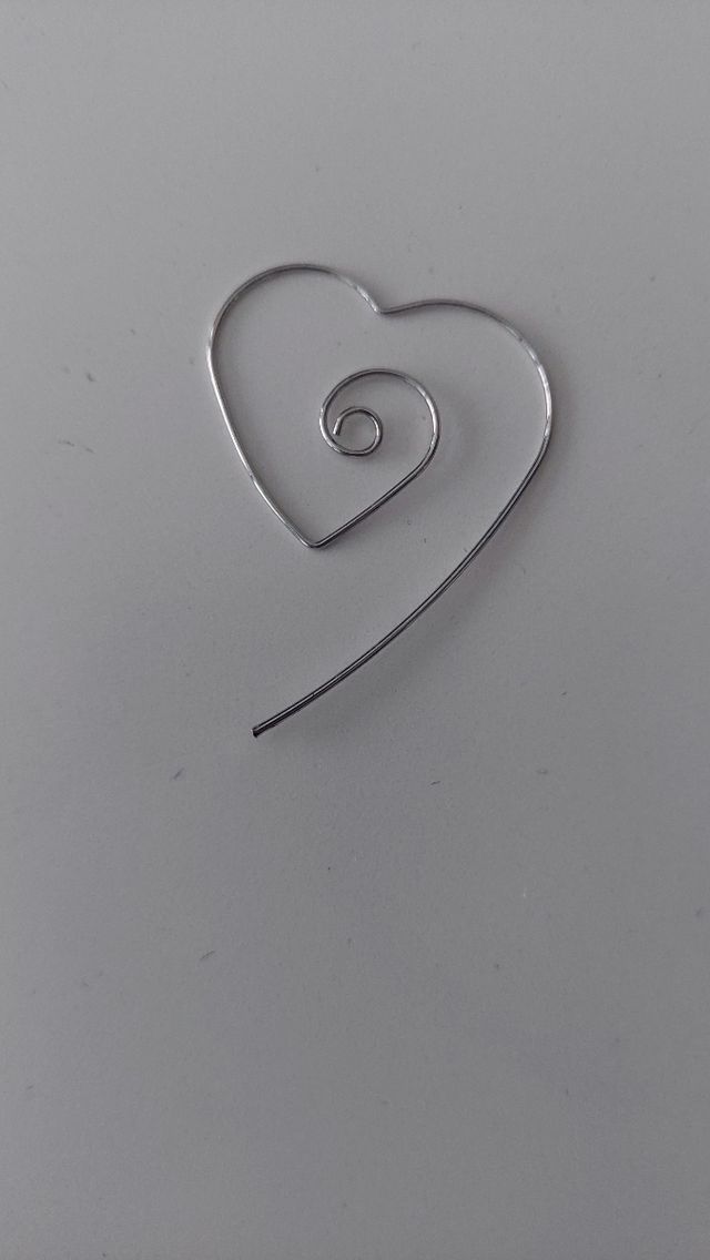 Busco otro pendiente cómo el de la foto