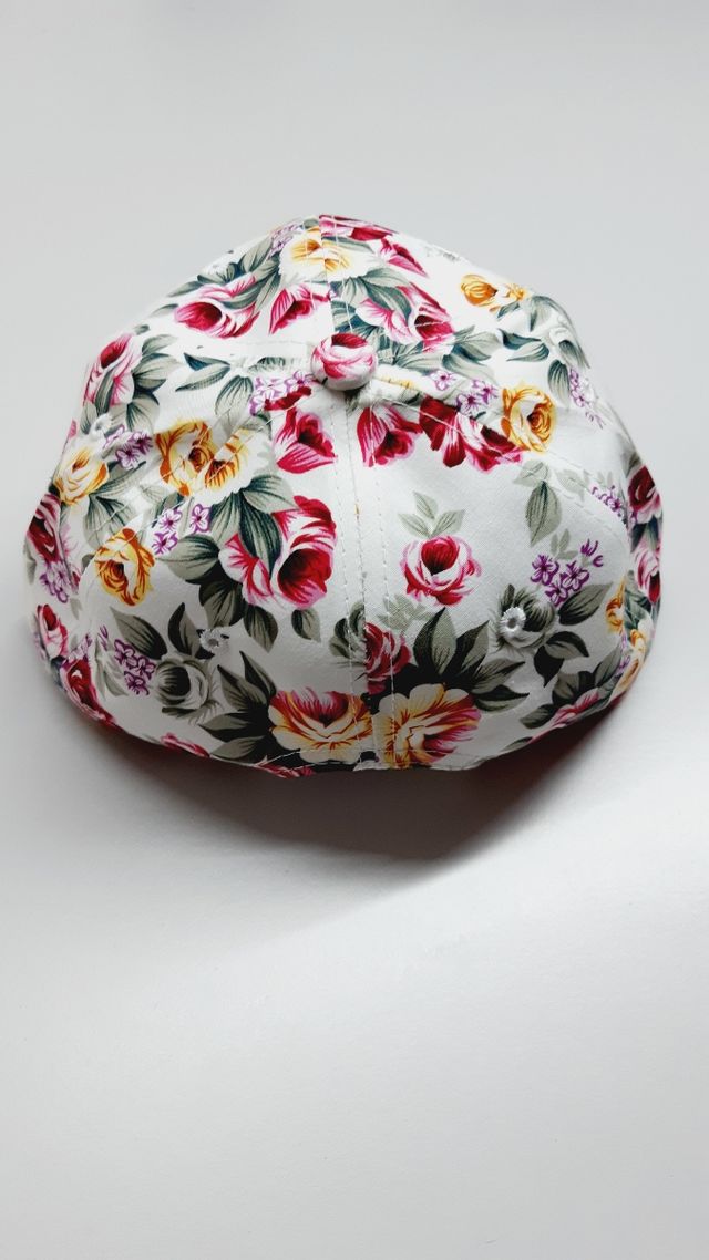 Boné estampadodesenhoraoura, tamanho 58 ajustável