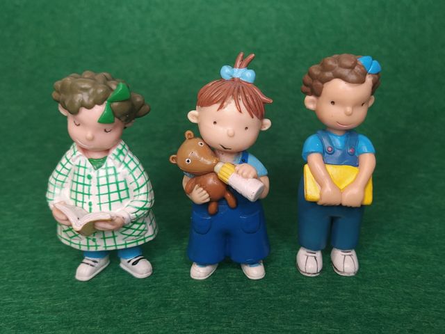 Figuras de las Tres Mellizas (Yolanda 2006-2010).