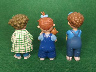 Figuras de las Tres Mellizas (Yolanda 2006-2010).