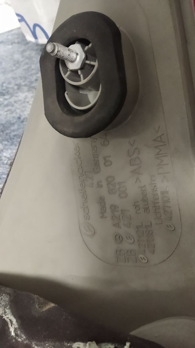 PILOTO TRASERO MERCEDES ORIGINAL