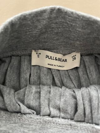 Falda plisada Pull&Bear