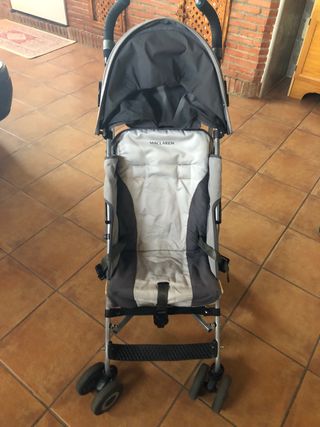 Silla de paseo Maclaren.
