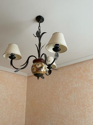 dormitorio pino 2camas, mesilla, sinfonier,lampara