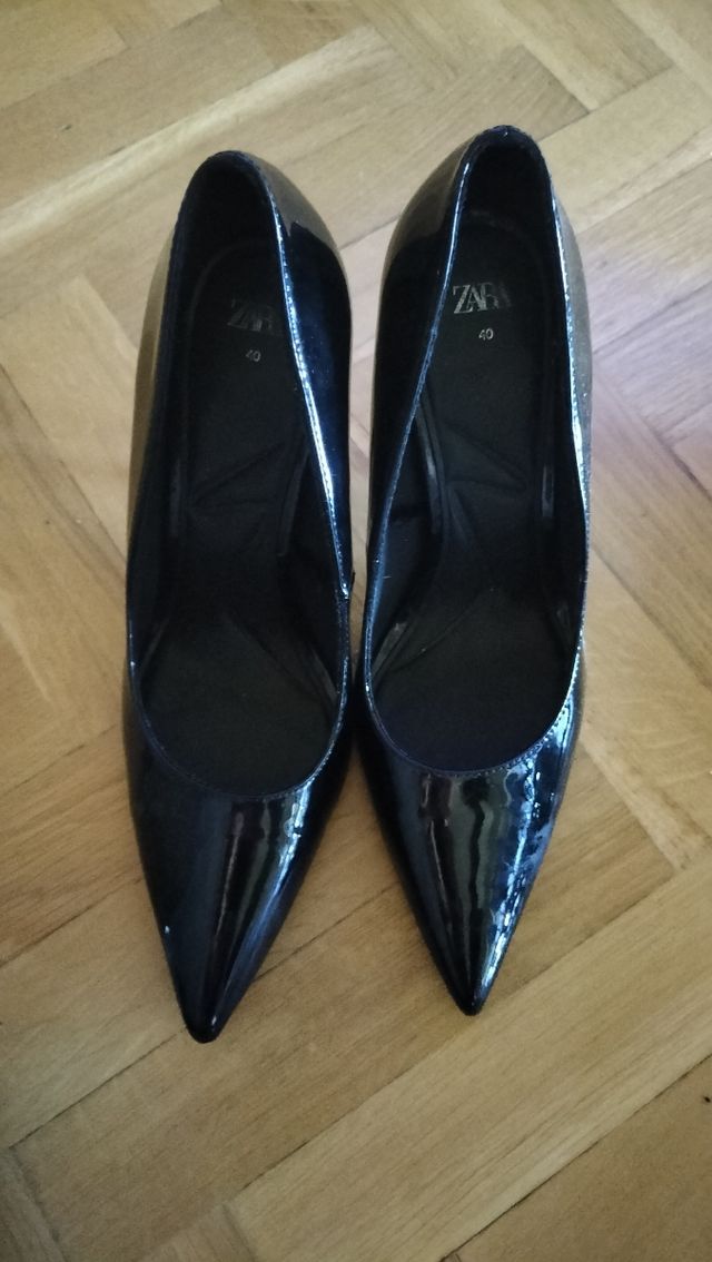 zapato zara charol negro