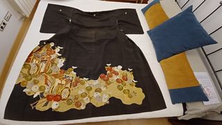 Kimono ceremonial tipo Kuro Tomesode vintage 1920