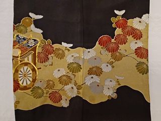 Kimono ceremonial tipo Kuro Tomesode vintage 1920