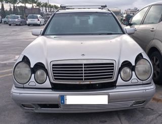 MERCEDES CLASE E (W210) FAMILIAR 290TD 129CV 2001 