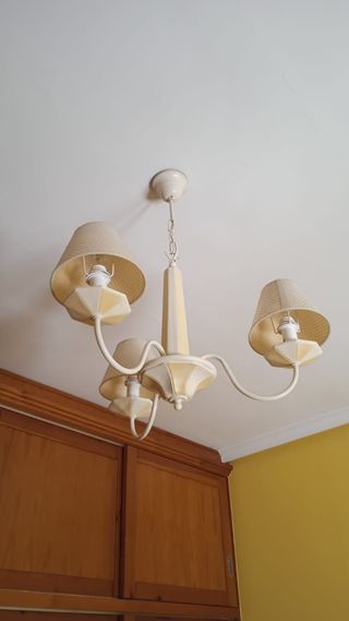 Lampara de dormitorio juvenil