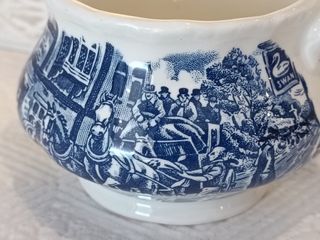 Lecherita Royal Tudor Ware