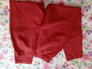 Pantalón des petits hauts