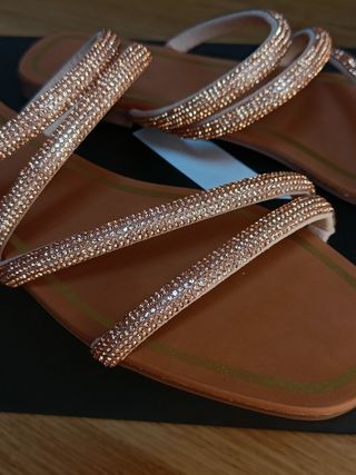 Sandalias planas joya Shein nuevas