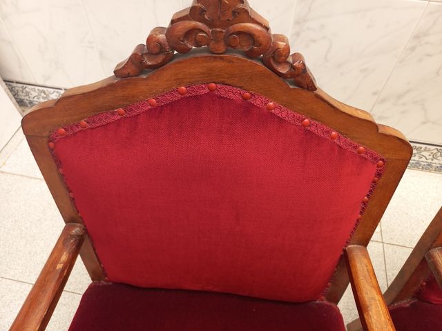 Butacas rojas para eventos navideños