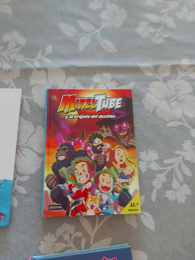 mikel tube, anna kadabra, los juguetes de arantxa.