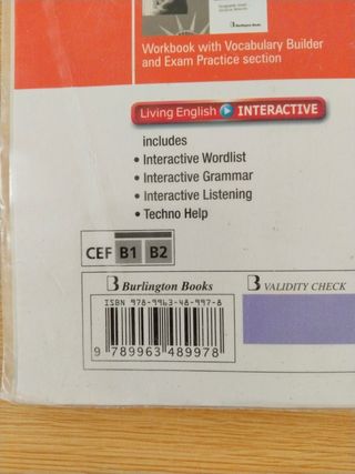 Libro de inglés Living English 2 de bachillerato