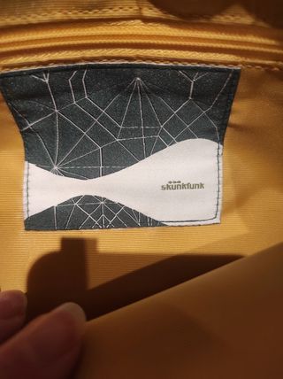 Bolso de piel de la marca skunkfunk