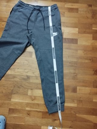 Pantalón Sportswear Nike unisex.