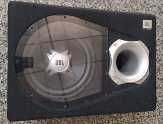 Subwoofer jbl cajón pasabanda 12 pulgadas