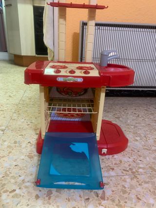 Cocinita de juguete