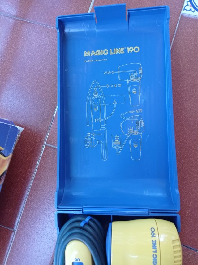 Estuche de plancha y secador de viaje