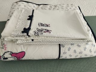 Conjunto de ropa de mini cuna prenatal