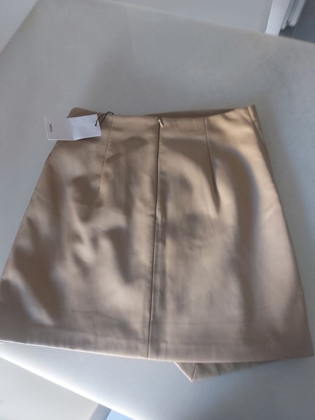 Falda mini imitación piel Mango