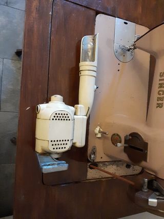 Maquina de coser Singer