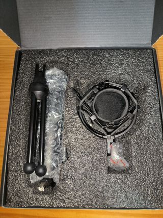 Tempest Gradius PRO Micrófono RGB