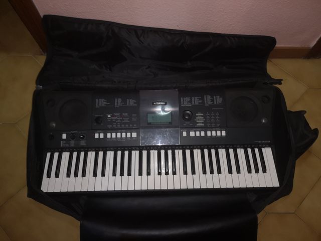 teclado Yamaha psrE423