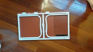 Mesa auxiliar ajustable, bandeja plegable