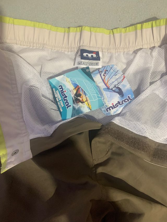 Bañador nuevo estampado con etiquetas NUEVO