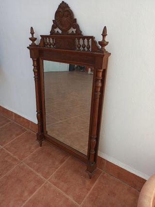 Espejo antiguo