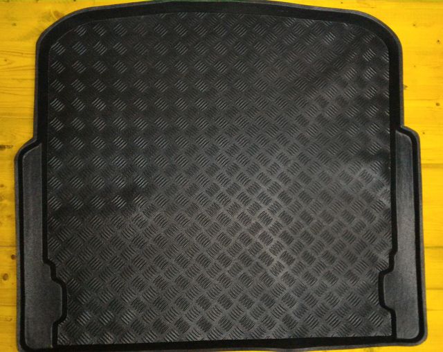 🎁 Tappetino sagomato bagagliaio Ford Mondeo BA7