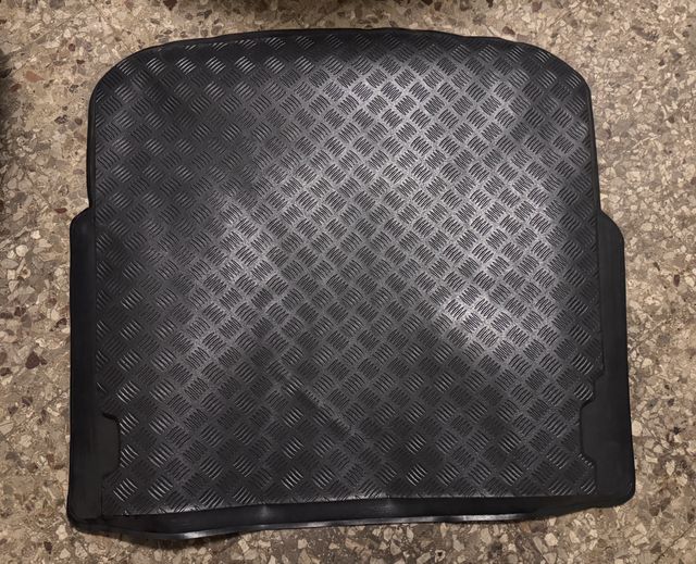 🎁 Tappetino sagomato bagagliaio Ford Mondeo BA7