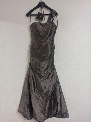 precioso traje gris plata madrina ceremonia pronov