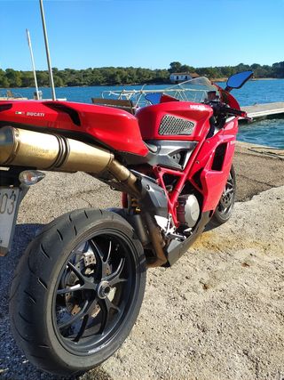 Ducati 848 SBK