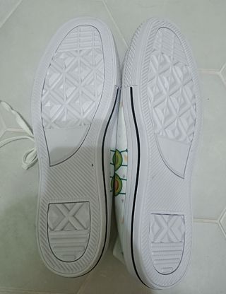 Zapatillas tipo Converse originales estampado agua
