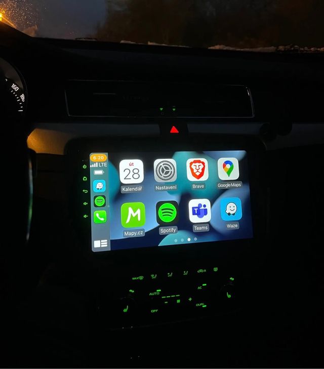 Radio pantalla 10,1 Skoda Super B2