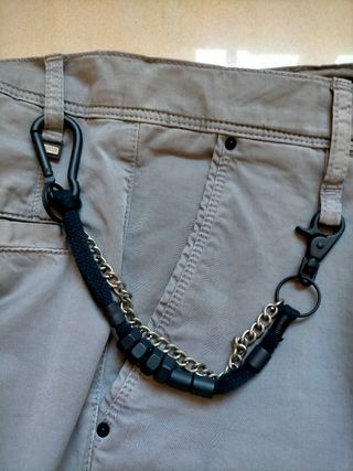 Catena decorativa portachiavi pantaloni
